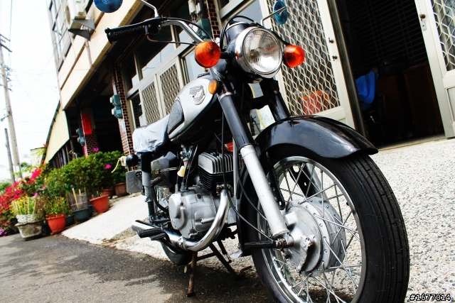 風華再現 陳年開箱-KAWASAKI B1 125