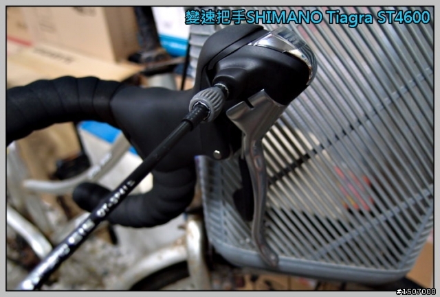 GIANT TCR Composite 3 消光黑入庫