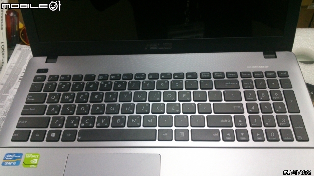 【新品上市】兼顧效能, 重量, 大尺寸螢幕的好選擇 -- 實實在在的好幫手 - ASUS X550VC