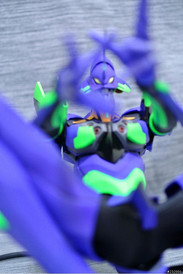 Medicom Rah Neo 初号機 Evangelion-01 開箱(圖多)
