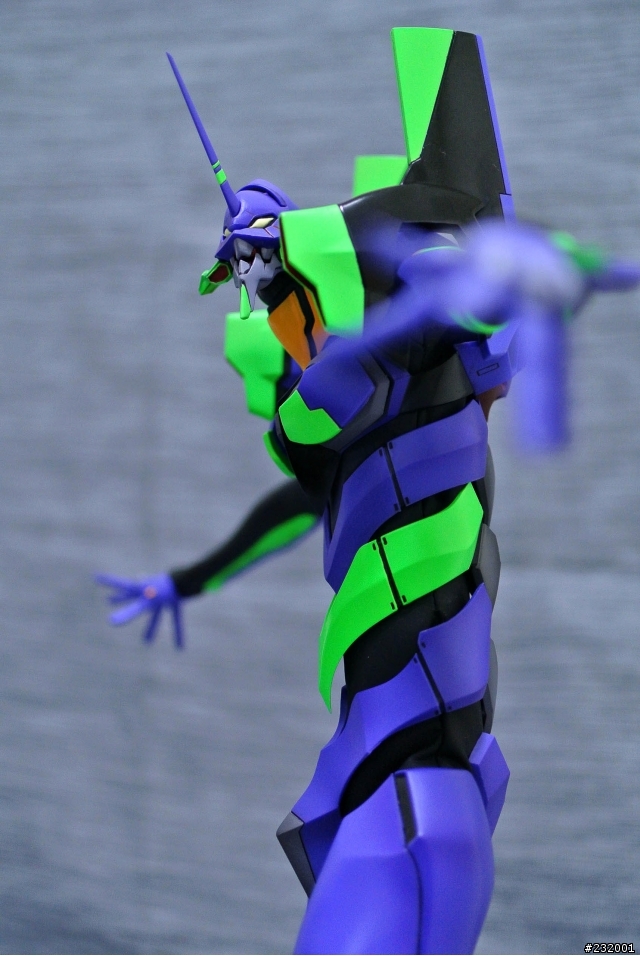 Medicom Rah Neo 初号機 Evangelion-01 開箱(圖多)