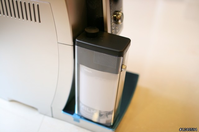 迪朗奇 DELONGHI ECAM 23.450 簡易開箱文