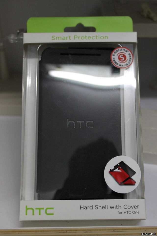新入手的手機~New HTC One 銀色16G~簡易開箱文