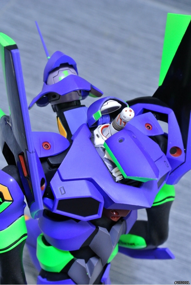 Medicom Rah Neo 初号機 Evangelion-01 開箱(圖多)