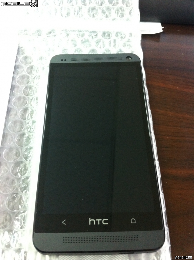 HTC 32G 黑妞開苞 遲來的開箱文