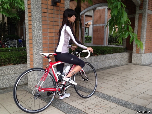 <第三集> 謝謝大家的關照 之 格格來開箱(再見了COLNAGO)