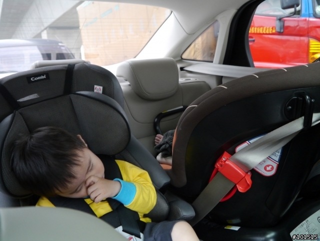 2013 ALL-NEW FOCUS 24小時免費開回家-後座兩張安全座椅之快樂出遊