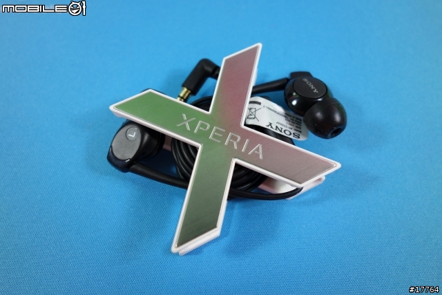 收納好幫手 XPERIA X型俐落集線器