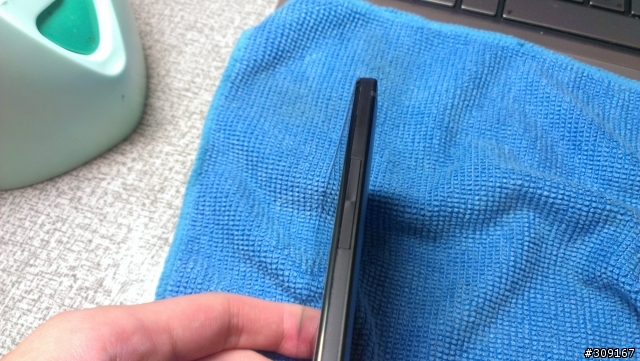 黑色 NEW hTC One 64g 到手 簡單開箱&心得