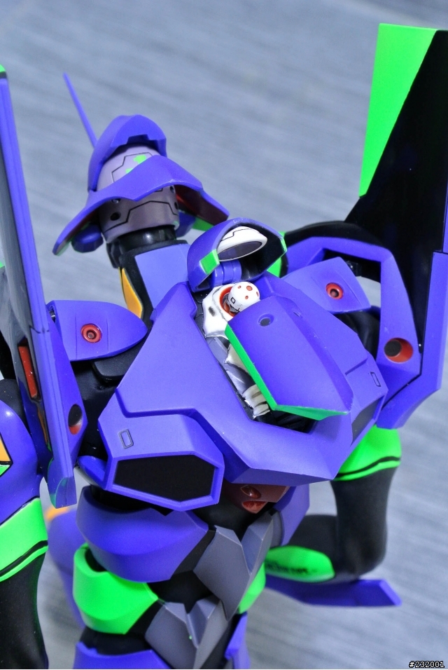 Medicom Rah Neo 初号機 Evangelion-01 開箱(圖多)