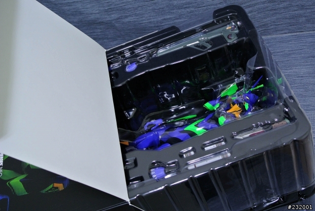 Medicom Rah Neo 初号機 Evangelion-01 開箱(圖多)