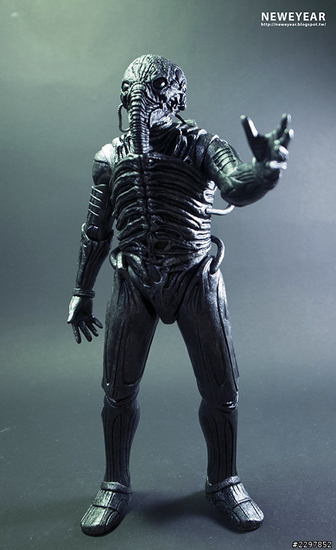 NECA 普羅米修斯-工程師(壓力服版) ENGINEER(PRESSURE SUIT)
