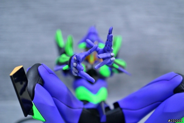 Medicom Rah Neo 初号機 Evangelion-01 開箱(圖多)
