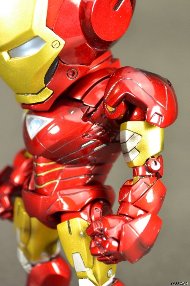 IRON MAN SD鋼鐵人 MARK 6 與 MARK 7 (圖多注意)