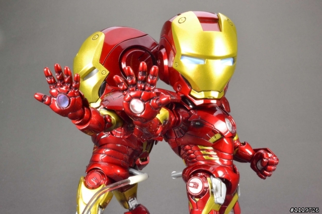 IRON MAN SD鋼鐵人 MARK 6 與 MARK 7 (圖多注意)