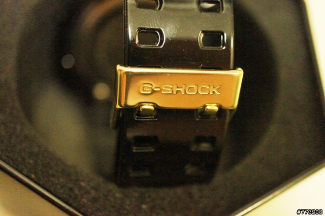 【 簡單開箱 】G-SHOCK 變形金剛黑金 GA-110GB-1A