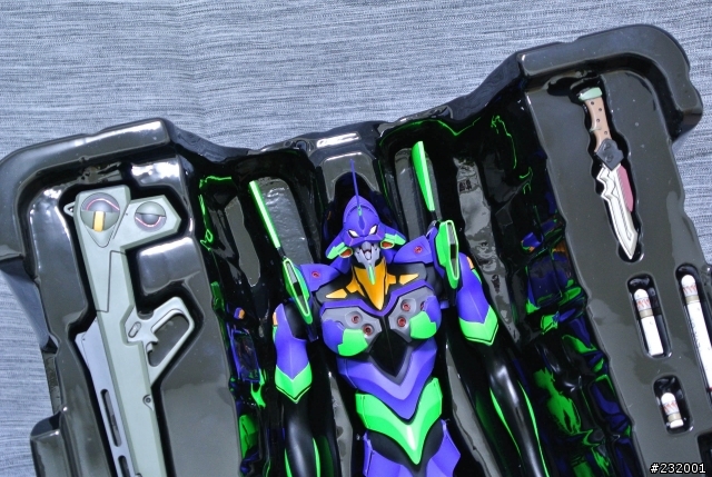 Medicom Rah Neo 初号機 Evangelion-01 開箱(圖多)