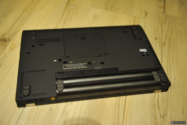 ThinkPad X230 開箱分享