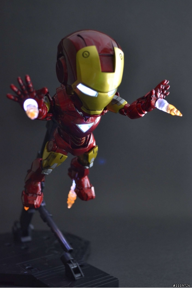 IRON MAN SD鋼鐵人 MARK 6 與 MARK 7 (圖多注意)