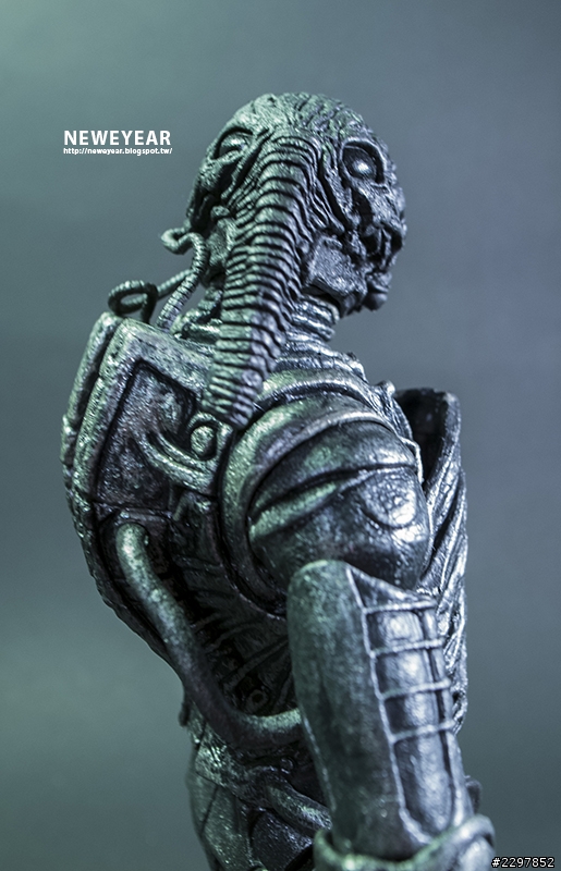 NECA 普羅米修斯-工程師(壓力服版) ENGINEER(PRESSURE SUIT)