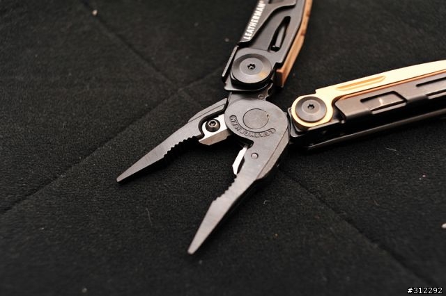 [開箱]Leatherman MUT 軍事工具鉗