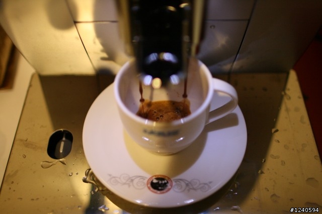 迪朗奇 DELONGHI ECAM 23.450 簡易開箱文