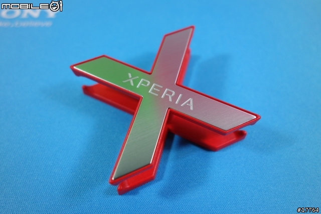 收納好幫手 XPERIA X型俐落集線器