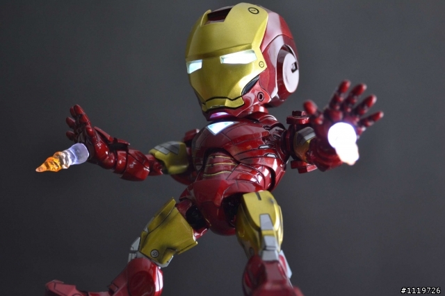 IRON MAN SD鋼鐵人 MARK 6 與 MARK 7 (圖多注意)
