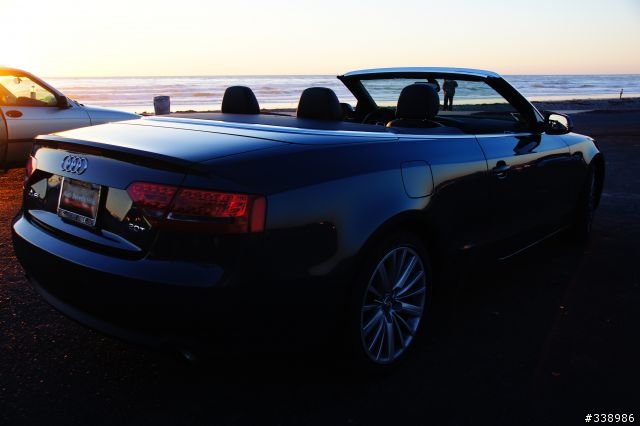 陽光海灘絕配 Audi A5 Cabriolet 2.0 TFSI 奧迪 A5 敞篷 (隕石灰)