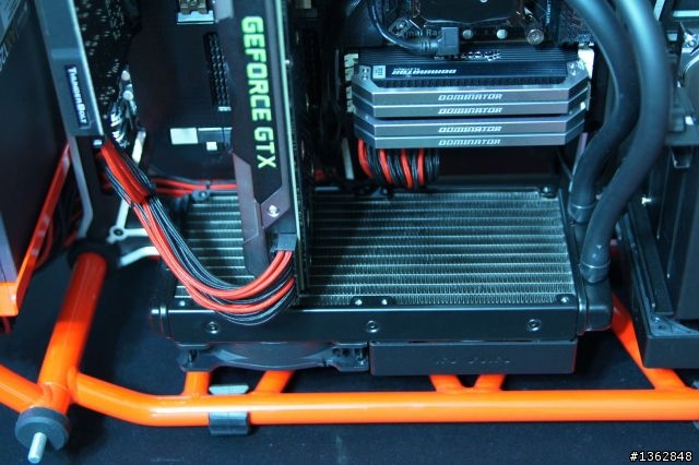 開放式露骨機殼 !! IN WIN D-Frame 機箱入手 / 新增背走線照片