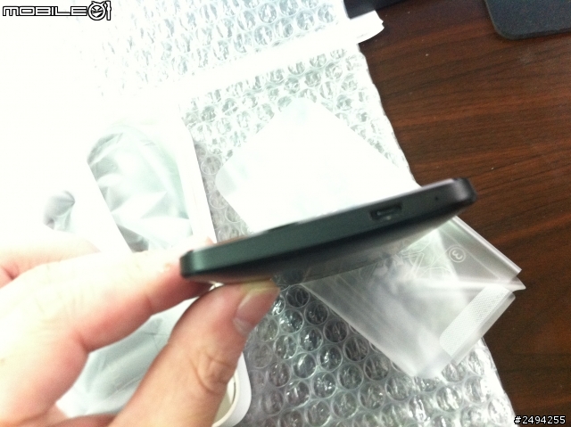 HTC 32G 黑妞開苞 遲來的開箱文