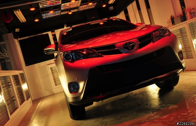 ++溫馨大老婆車++ Toyota Rav4小小開箱