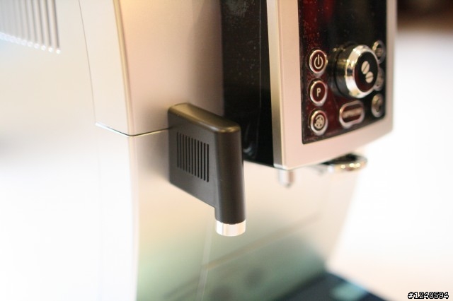 迪朗奇 DELONGHI ECAM 23.450 簡易開箱文