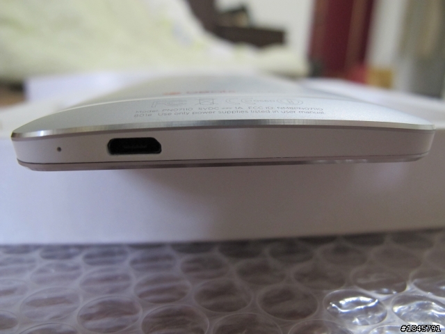 我的 HTC new one = =..