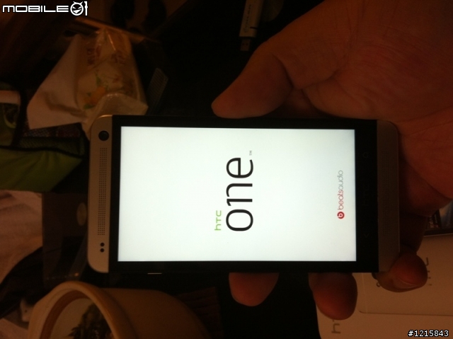 (圖可看了)大陸聯通版HTC New One 開箱