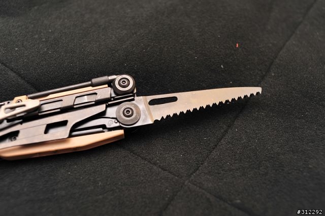 [開箱]Leatherman MUT 軍事工具鉗