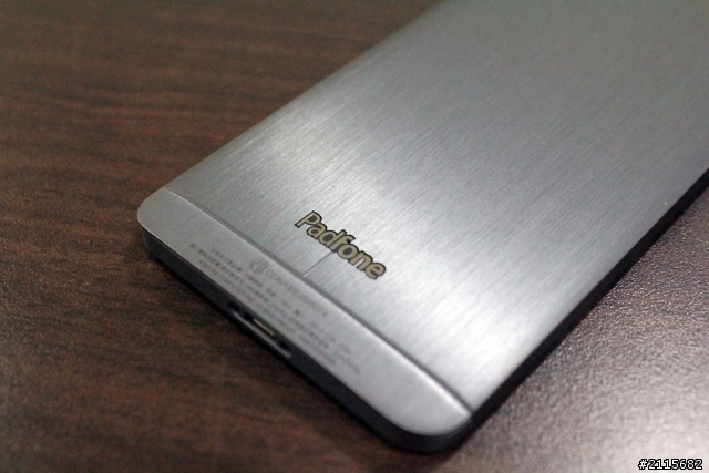 遲來的母親節禮物---Padfone infinity不專業(偷)開箱