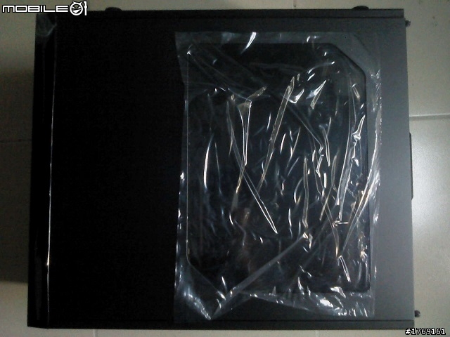 CoolerMaster N400 開箱 (圖很渣...挑戰你眼睛的極限...)