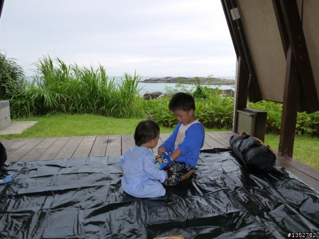 2013.06.16~17葛葛&莓莓的第一次露營-石梯坪(3Y10M & 1Y1M)