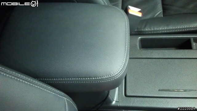 錄透攝 W7600 HDR 行車記錄器 與Super CRV的完美結合