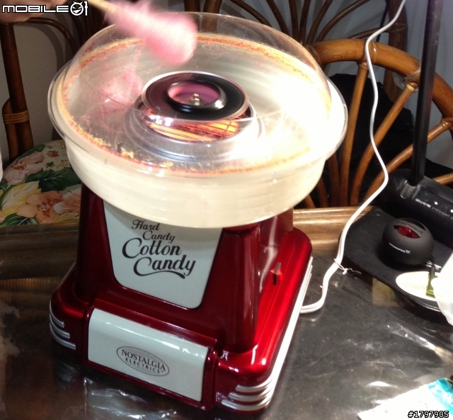 Nostalgia Electrics Retro Series Hard & Sugar-Free Candy Cotton Maker 復古棉花糖機開箱