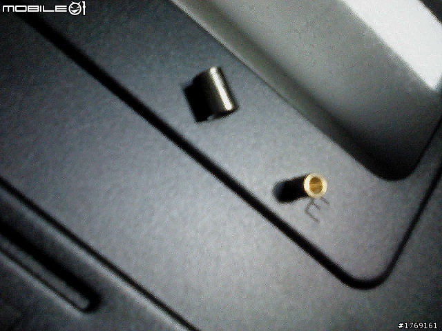 CoolerMaster N400 開箱 (圖很渣...挑戰你眼睛的極限...)