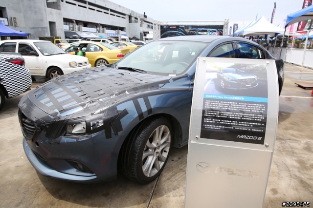 豔陽、賽車、辣妹,2013年大鵬灣O.T.G.P多圖分享