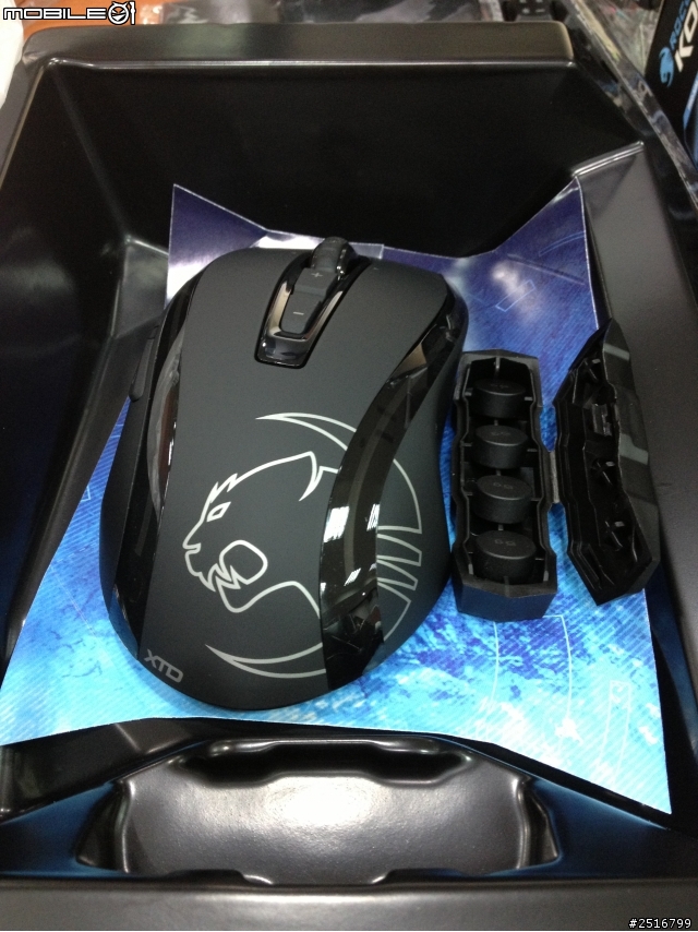 自組新機 神盾小玩具 開箱 小朋友大量出走 cooler master cosmos II 配件有點...