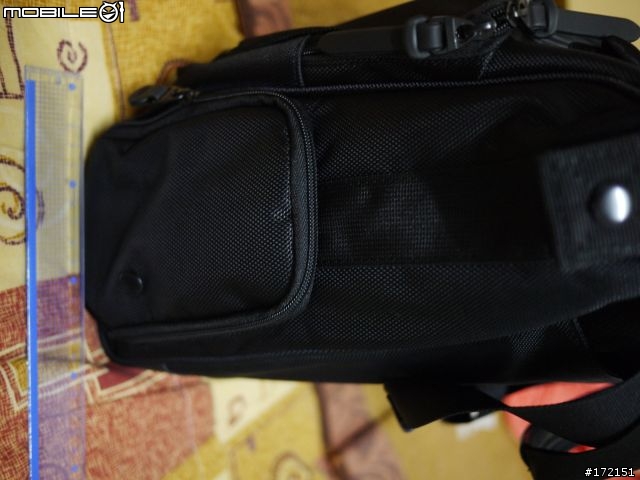 ELECOM BM-CA38可放便當的筆電包簡易開箱