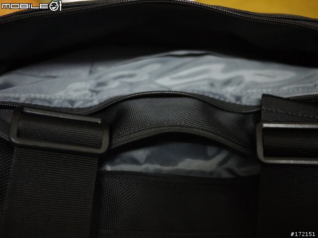 ELECOM BM-CA38可放便當的筆電包簡易開箱