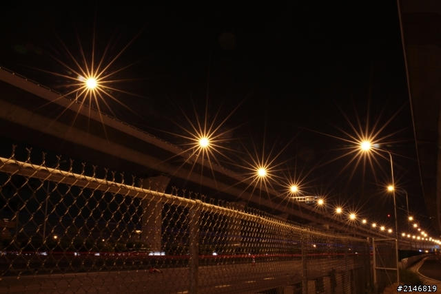 CANON EF 24-70mm F4 L VS SIGMA ART 30mm F1.4 EX DC HSM 星芒測試