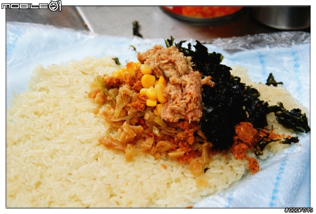 高雄新發現的早餐選擇,超飽飯糰