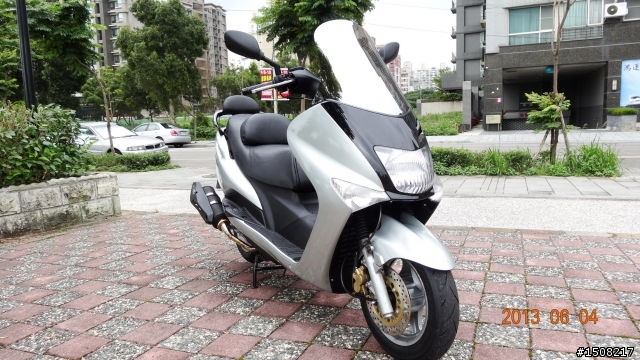 新 馬車 160 出盧~~
