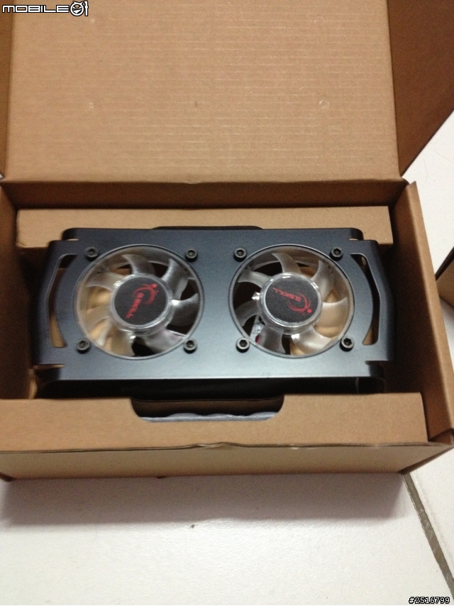 自組新機 神盾小玩具 開箱 小朋友大量出走 cooler master cosmos II 配件有點...